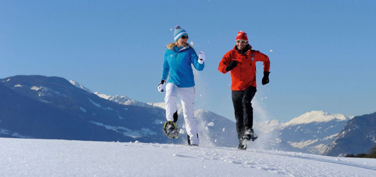 Zwei Schneeschuhwanderer