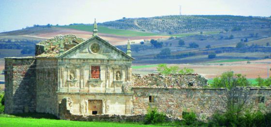 Ruine des Franziskanerklosters El soto bei Villanueva de Campeán.