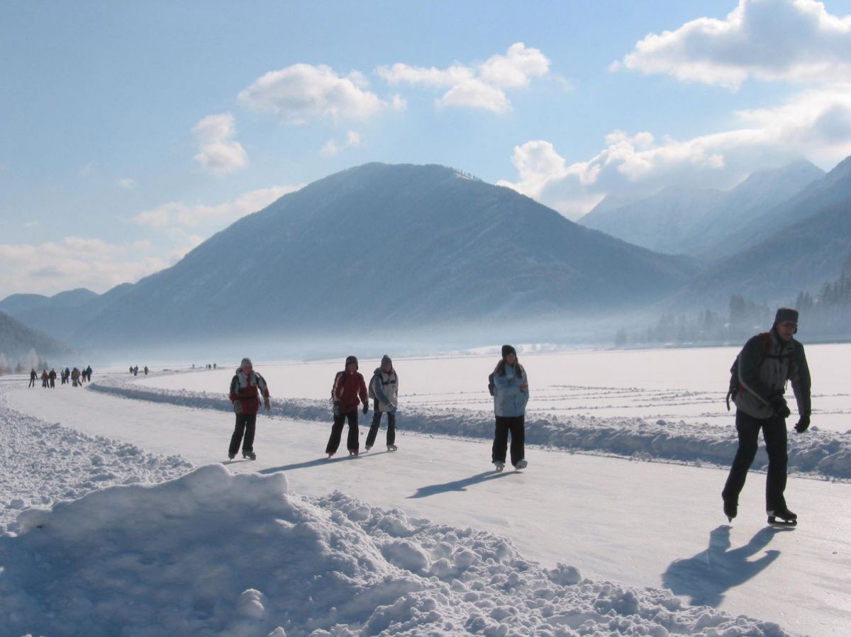 Eislaufen am Weissensee
