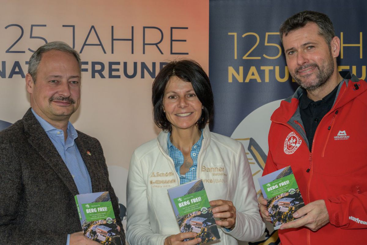 Vorsitzender Andreas Schieder, Gerlinde Kaltenbrunner und Bundesgeschäftsführer Günter Abraham