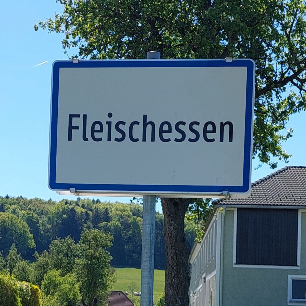 Ortstafel Fleischessen