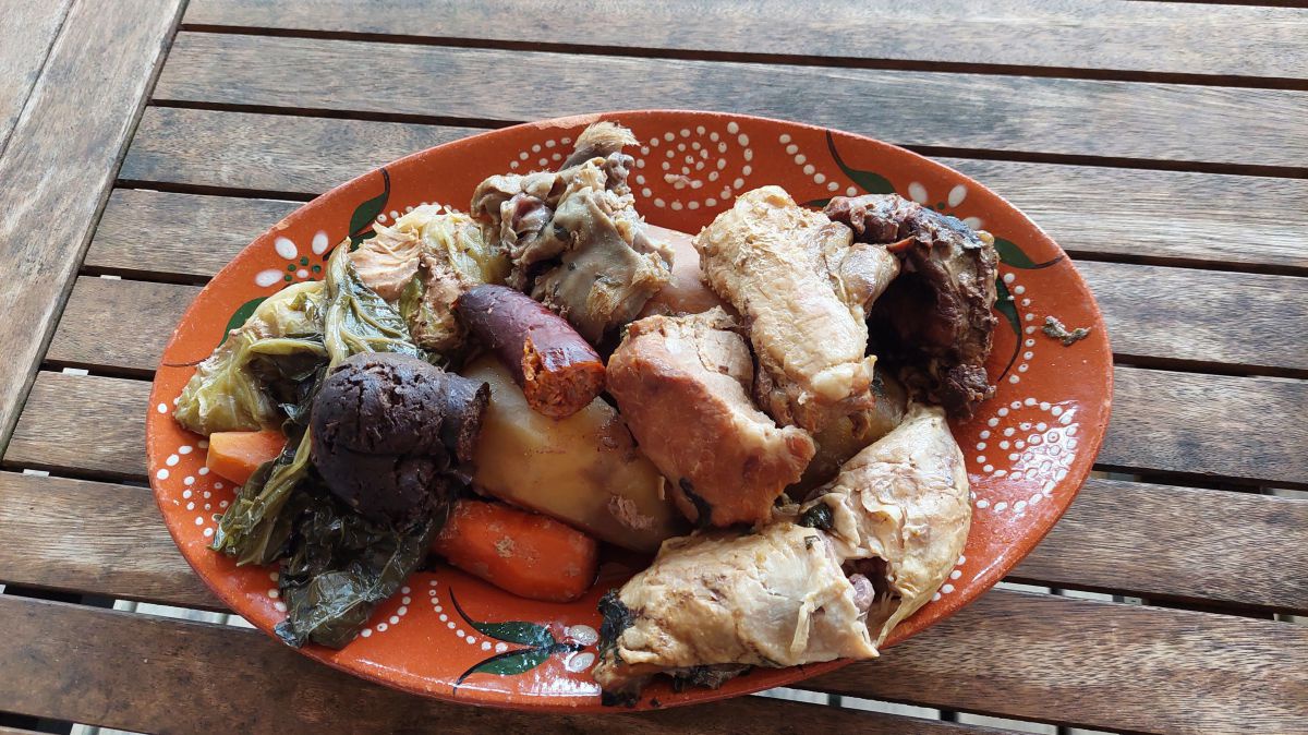 heisse-quellen-furnas-eintopf-c-roswitha-reisinger