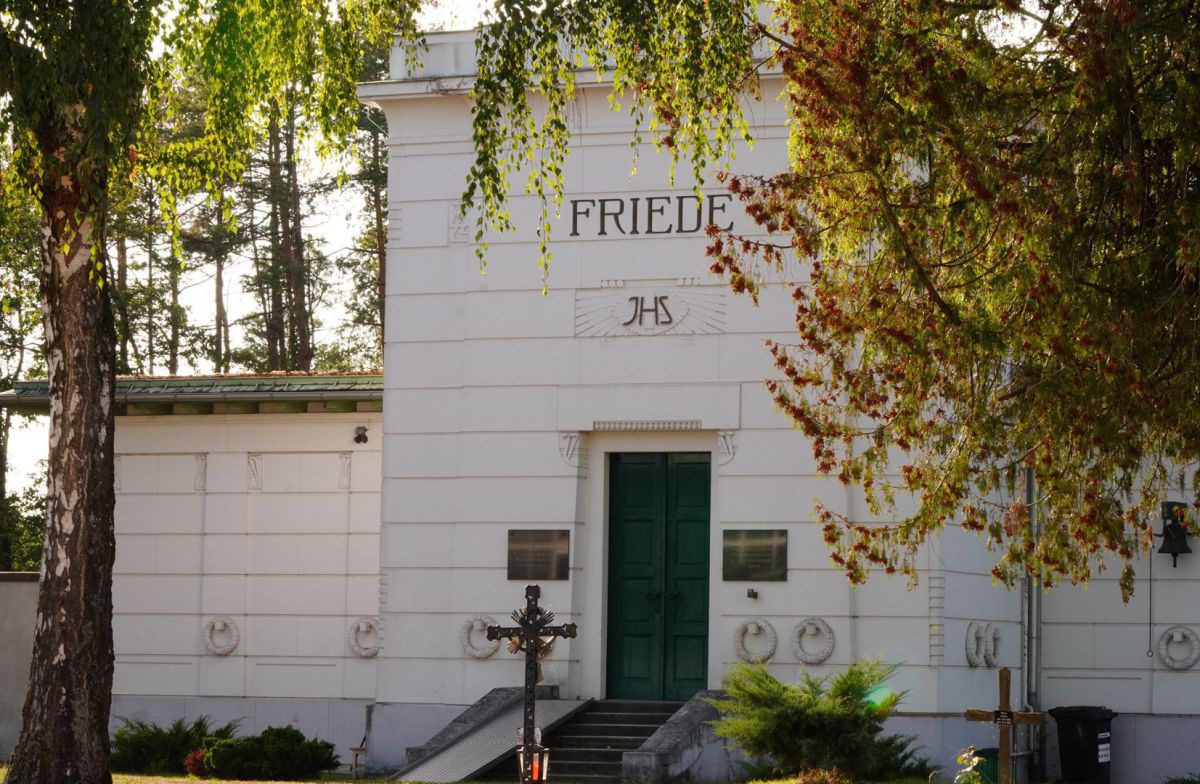 Tor mit der Aufschrift 