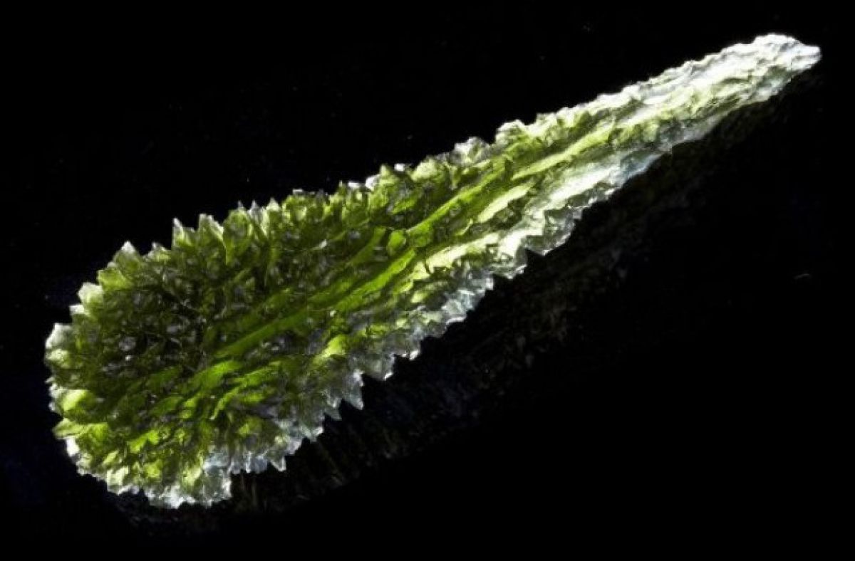 Dieses seltene Glasobjekt ist bei einem Meteoriteneinschlag vor 15 Millionen Jahren entstanden.