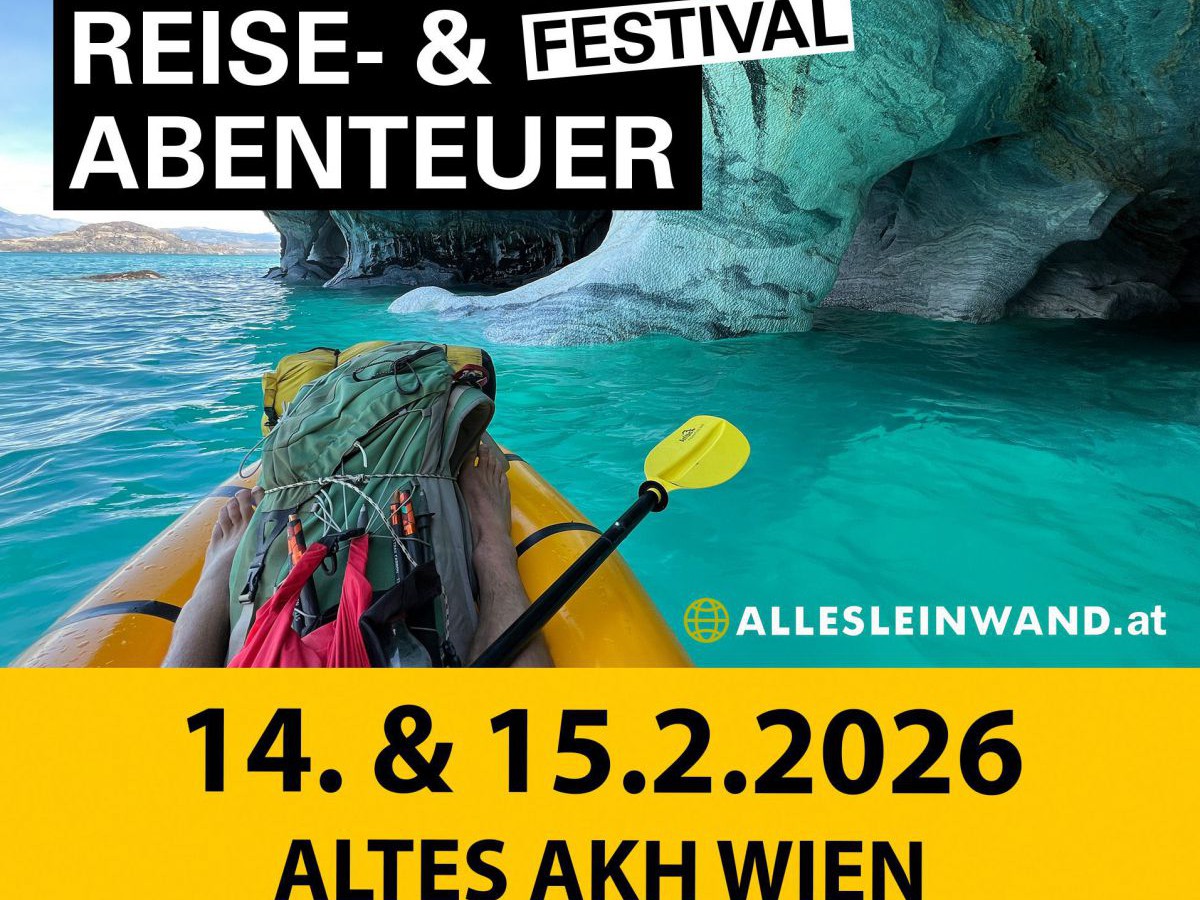Plakat Reisefestival. Schlauchboot ineiner Höhle.